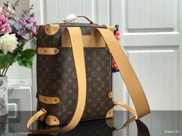 LOUIS PM BACKPACK TRUNK SOFT VUITTON 0822